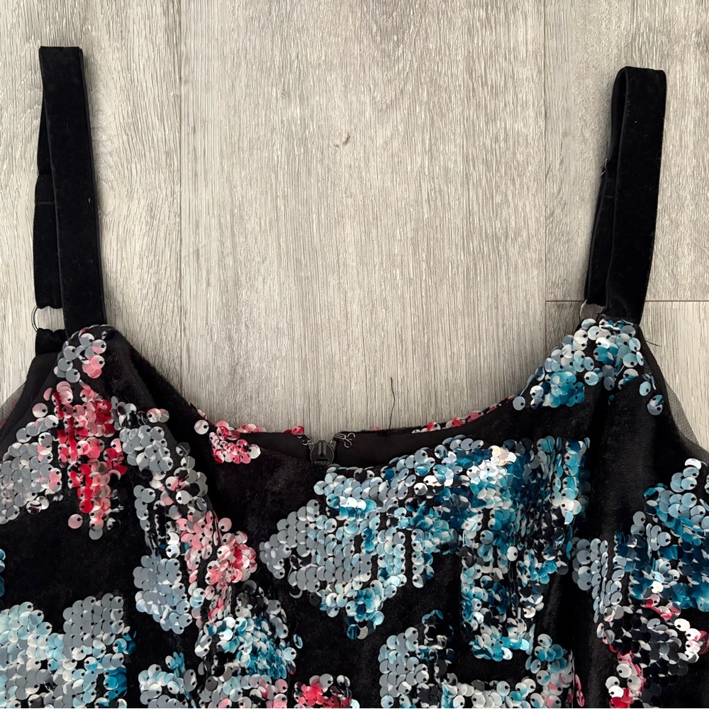 Dress the Population Black and Blue Lindsay Velvet Sheath Floral Mini Dress - Picture 5 of 9